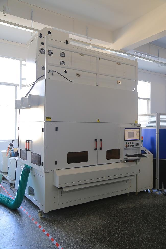 jeans laser engraving system.JPG